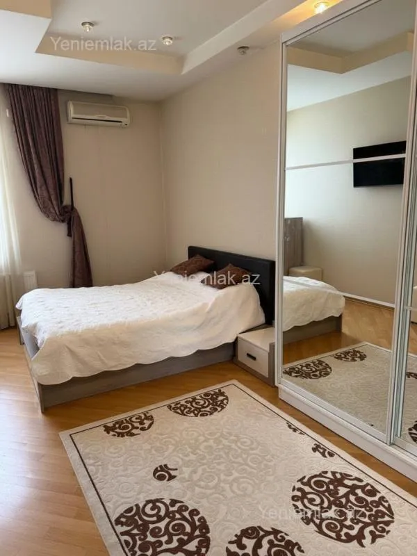 Satılır 2 otaqlı yeni tikili 88 m²