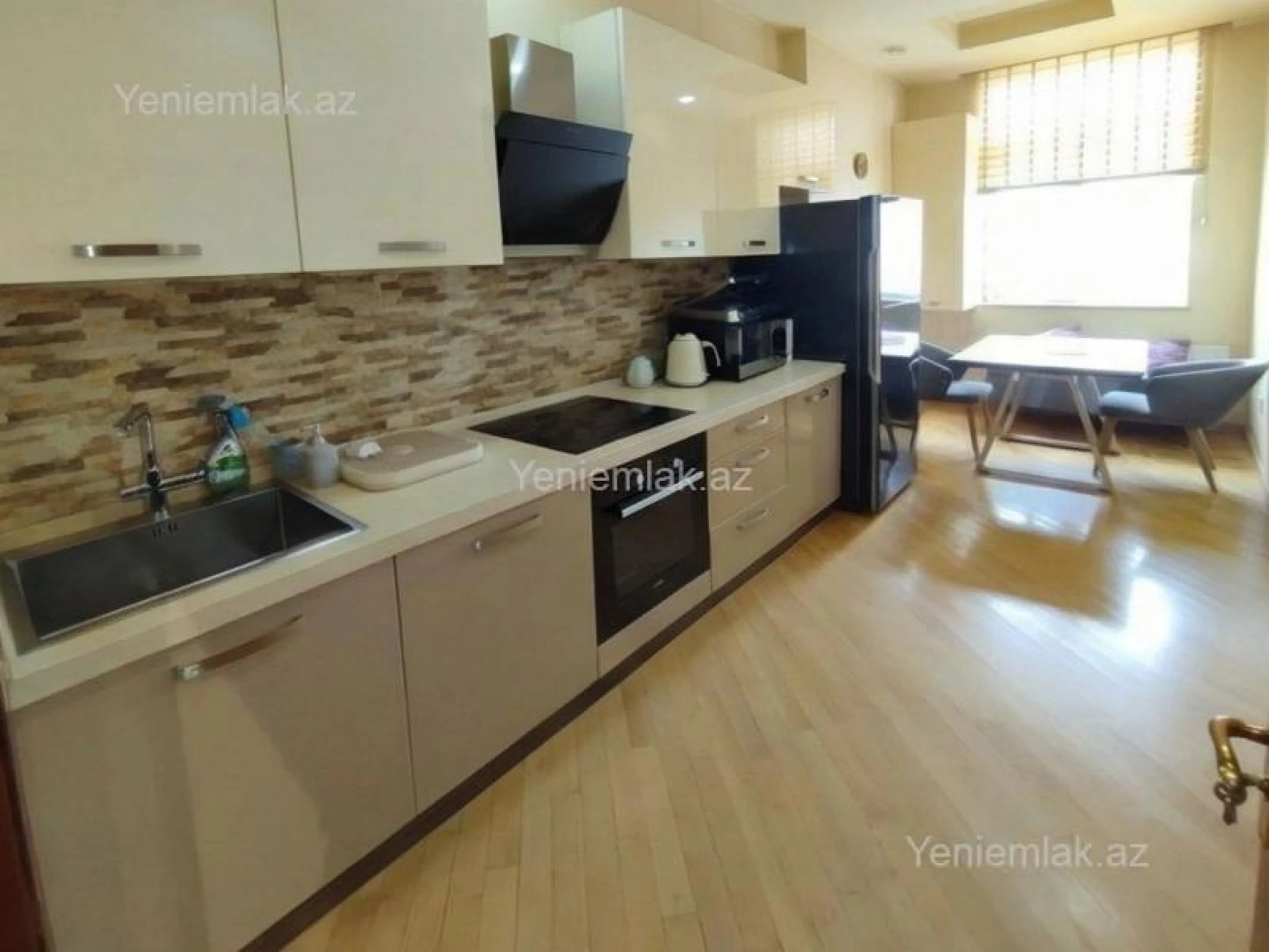 Satılır 2 otaqlı yeni tikili 88 m²