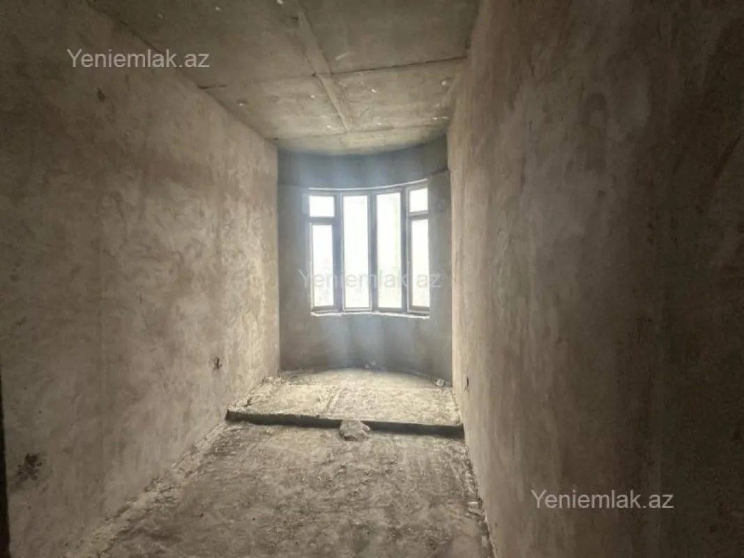 Satılır 4 otaqlı yeni tikili 194 m²