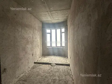 Satılır 4 otaqlı yeni tikili 194 m²