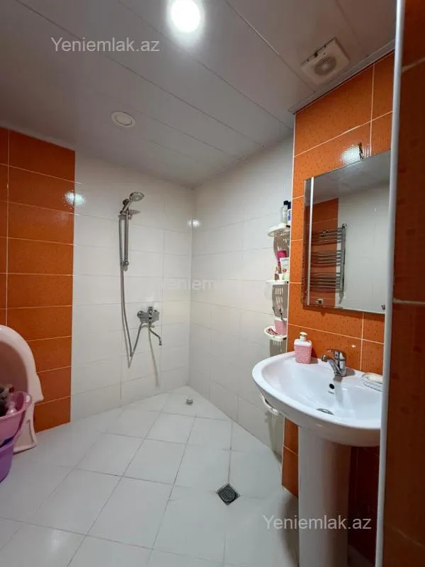 Satılır 3 otaqlı yeni tikili 103 m²