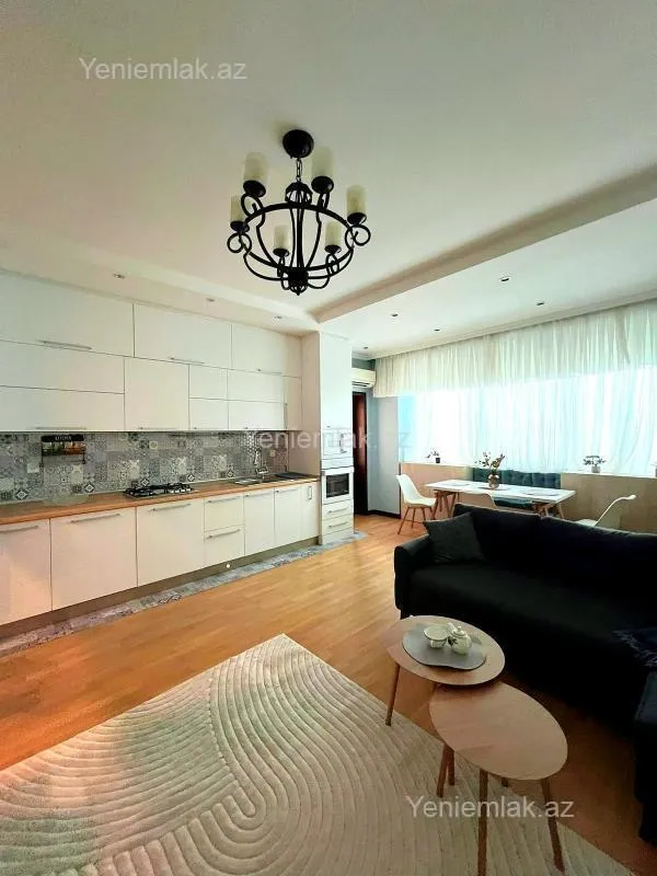 Satılır 2 otaqlı yeni tikili 70.5 m²