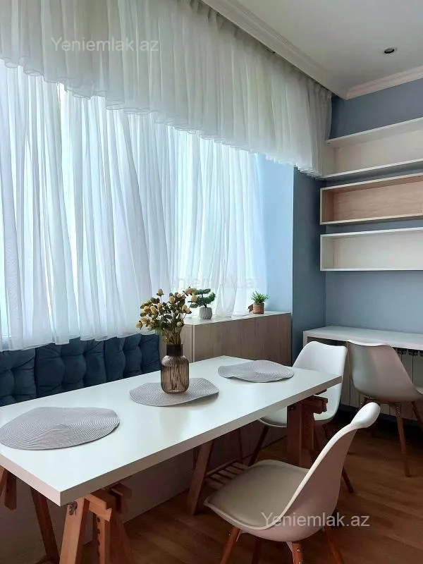 Satılır 2 otaqlı yeni tikili 70.5 m²