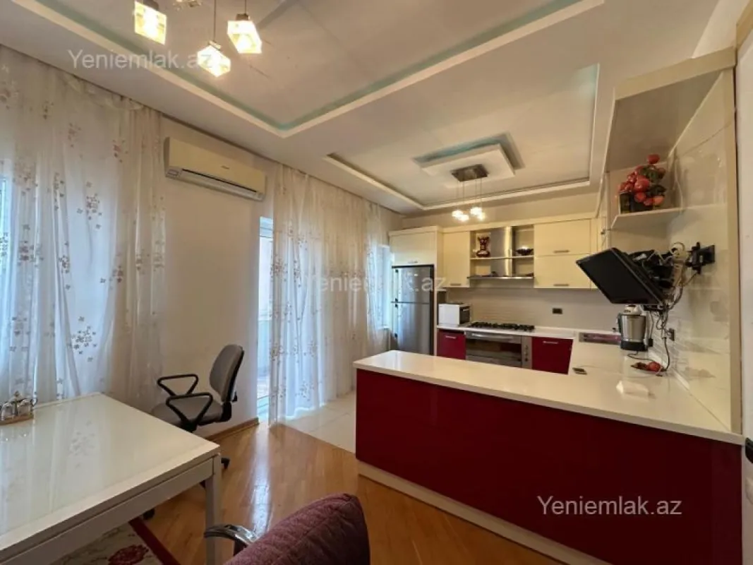 Satılır 5 otaqlı yeni tikili 320 m²