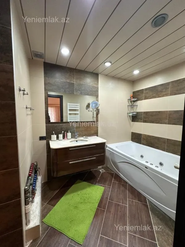 Satılır 5 otaqlı yeni tikili 320 m²