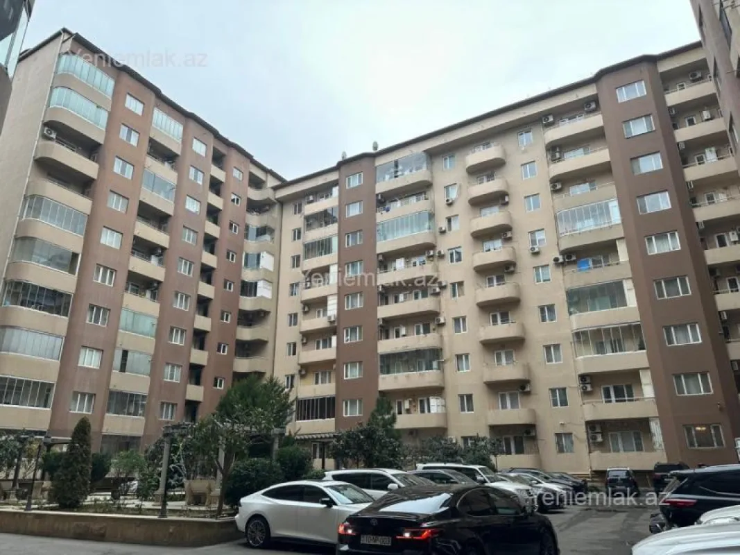 Satılır 5 otaqlı yeni tikili 320 m²
