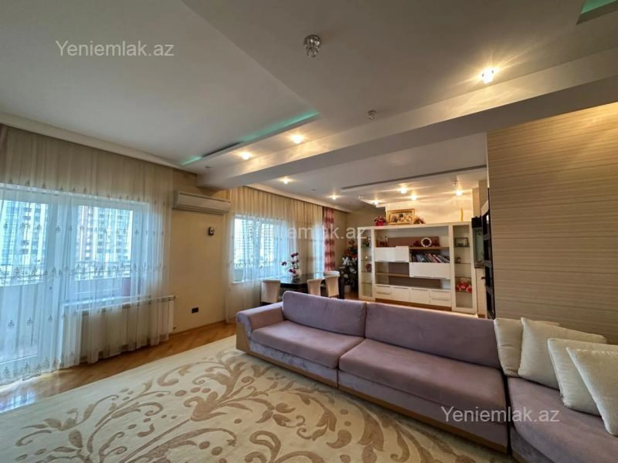 Satılır 5 otaqlı yeni tikili 320 m²