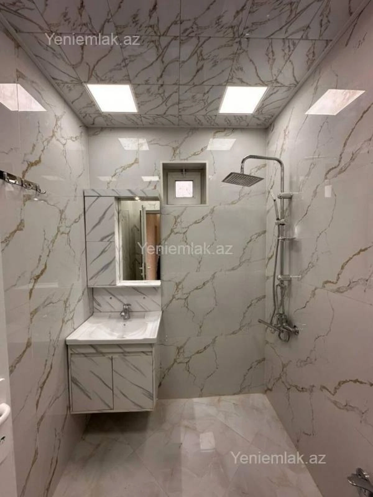 Satılır 2 otaqlı yeni tikili 50 m²