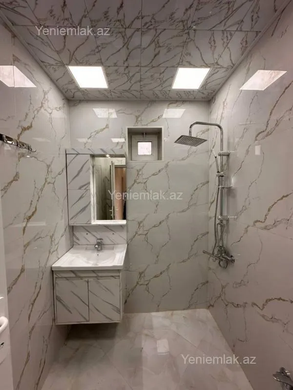 Satılır 2 otaqlı yeni tikili 50 m²