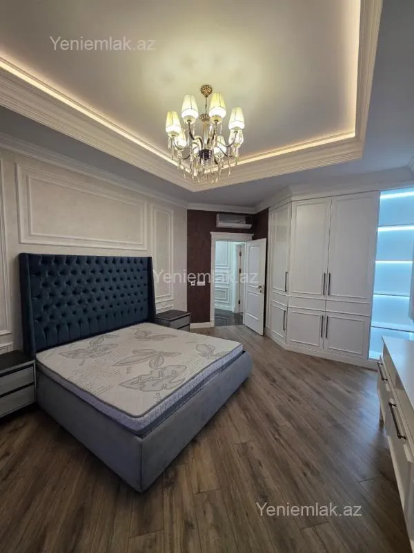 Satılır 3 otaqlı yeni tikili 120 m²