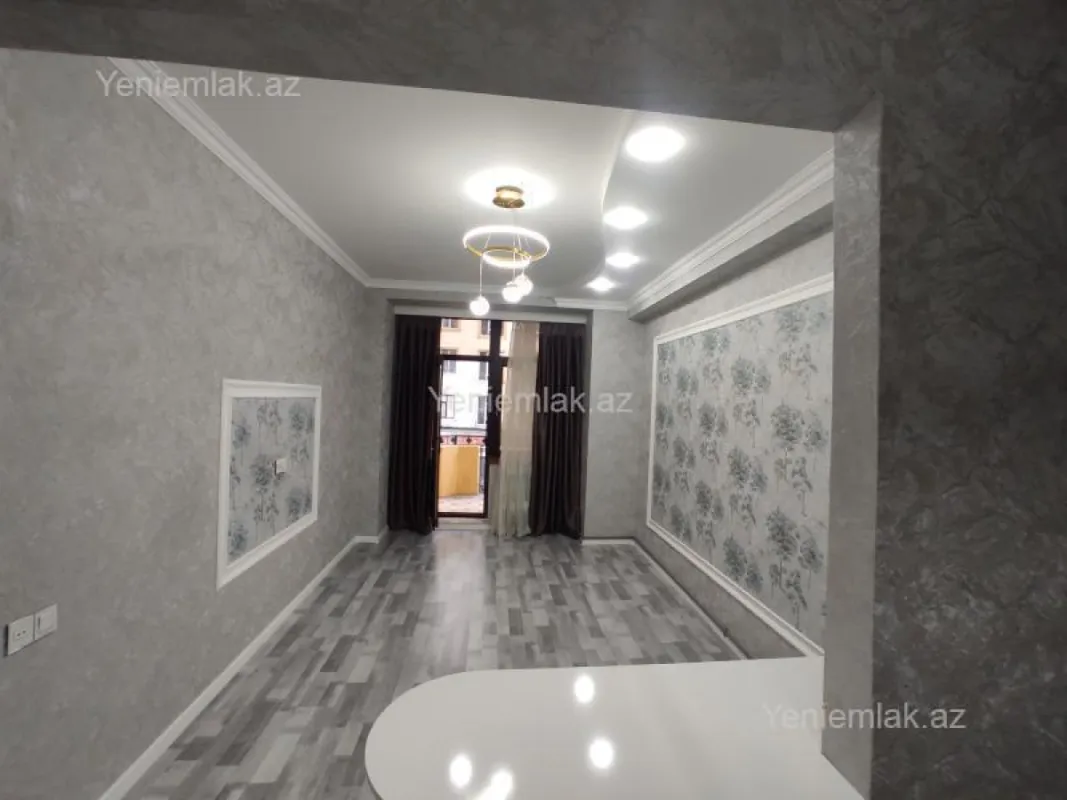 Satılır 2 otaqlı yeni tikili 65 m²