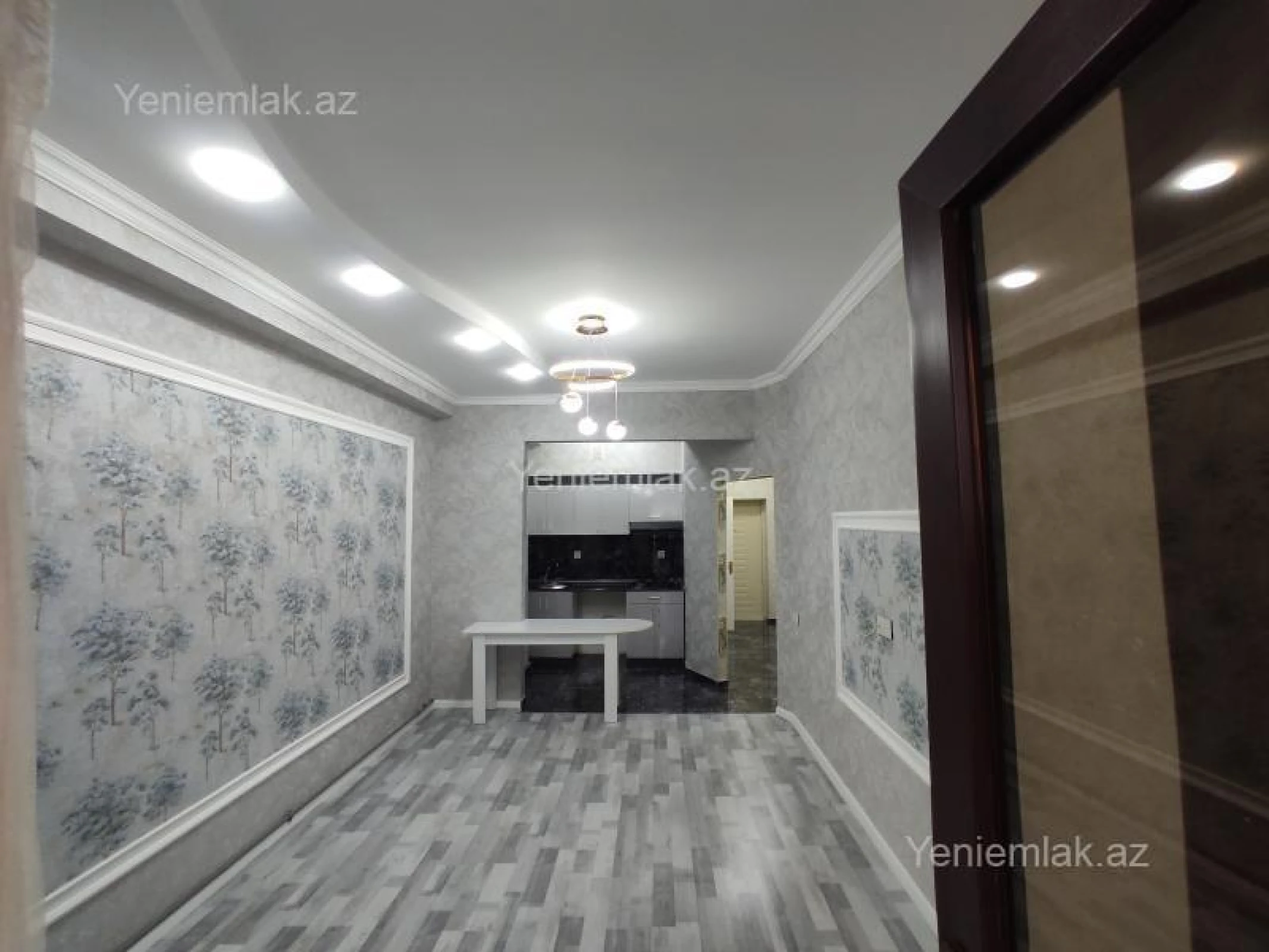 Satılır 2 otaqlı yeni tikili 65 m²