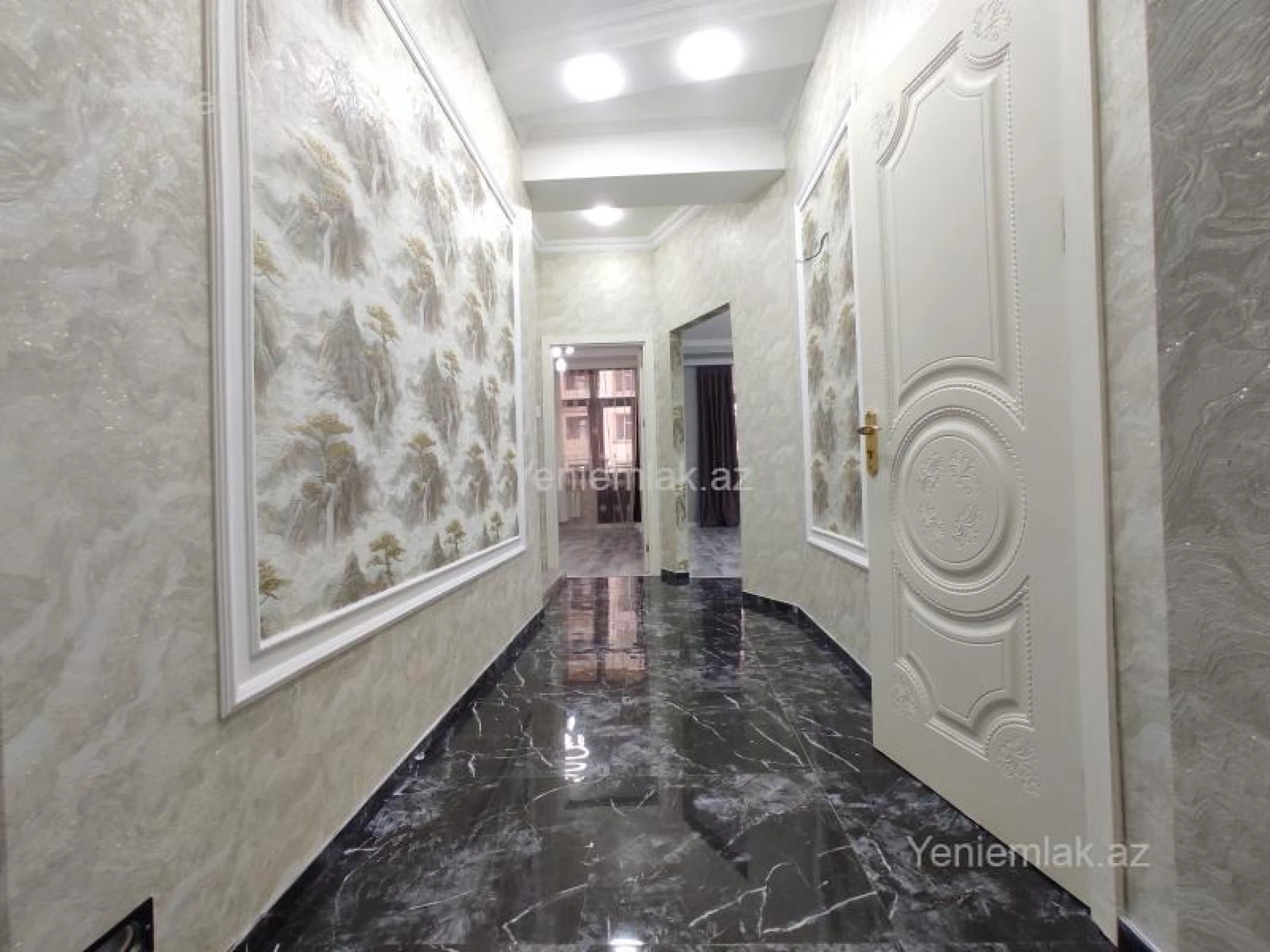 Satılır 2 otaqlı yeni tikili 65 m²