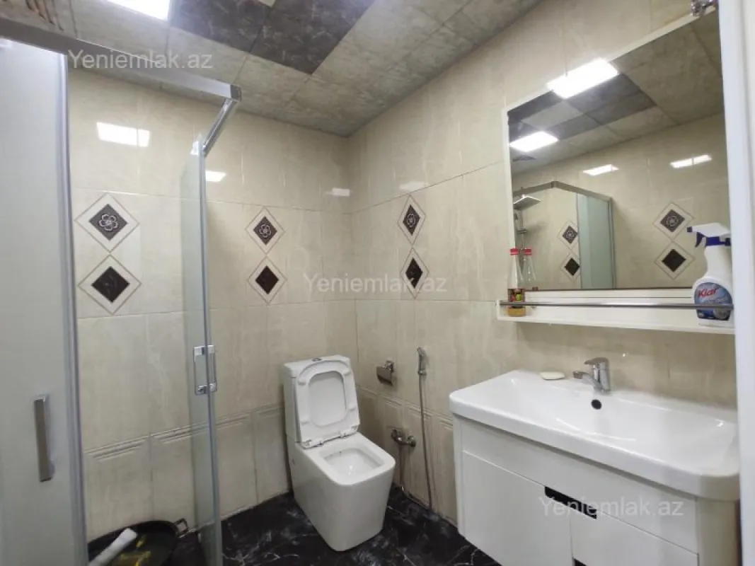 Satılır 2 otaqlı yeni tikili 65 m²