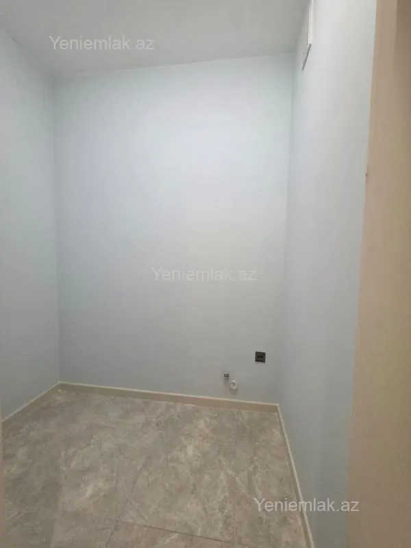 Satılır 3 otaqlı yeni tikili 143 m²