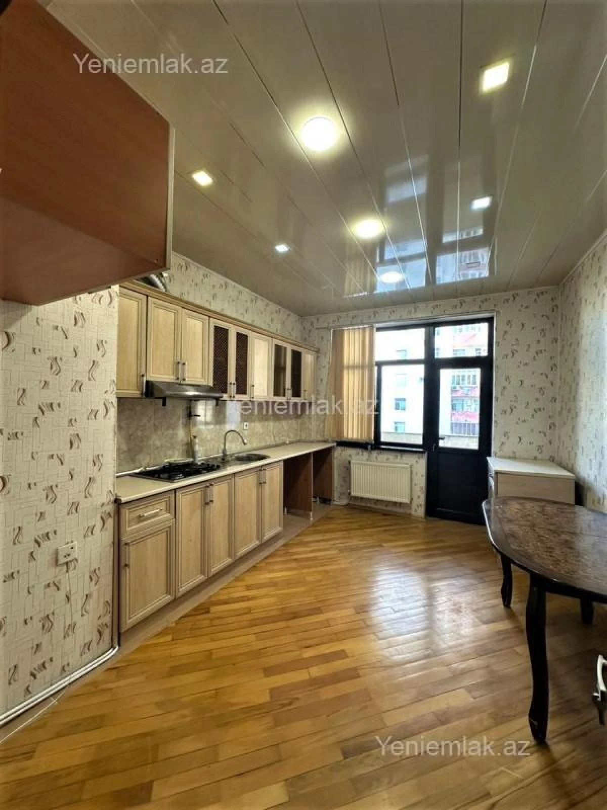 Satılır 3 otaqlı yeni tikili 121 m²