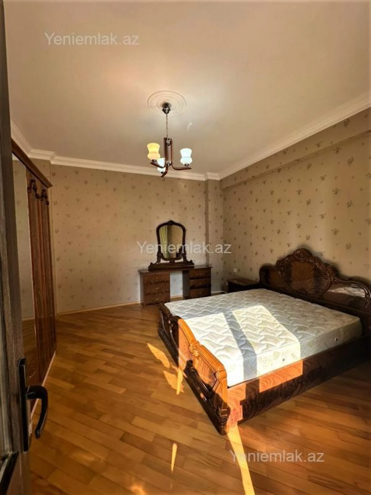 Satılır 3 otaqlı yeni tikili 121 m²