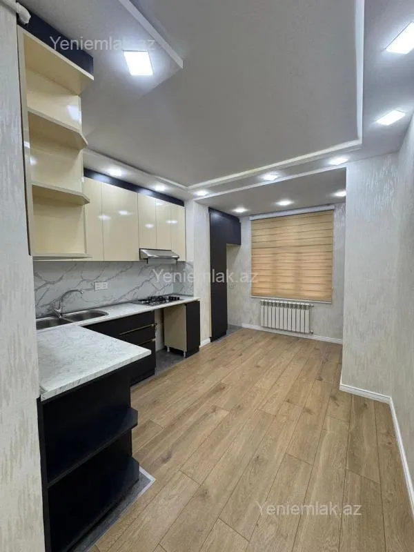 Satılır 2 otaqlı köhnə tikili 60 m²