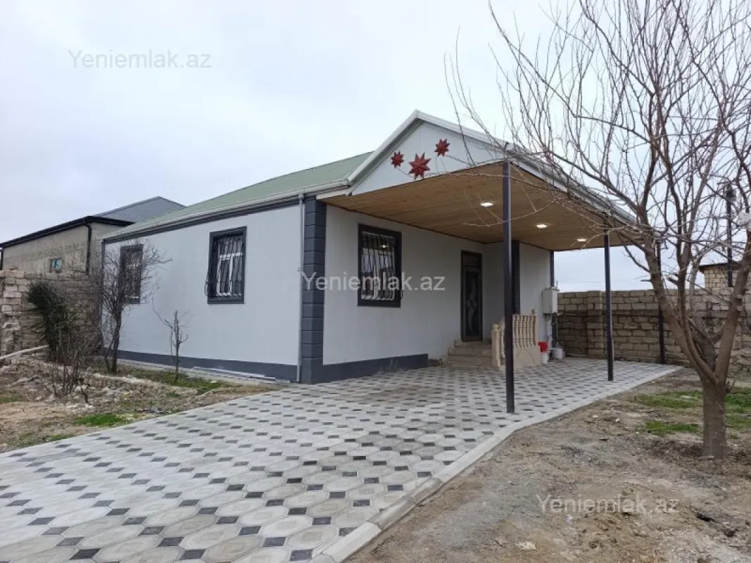 Satılır 3 otaqlı həyət evi 100 m²