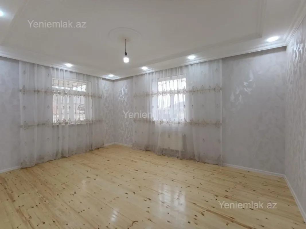 Satılır 3 otaqlı həyət evi 100 m²