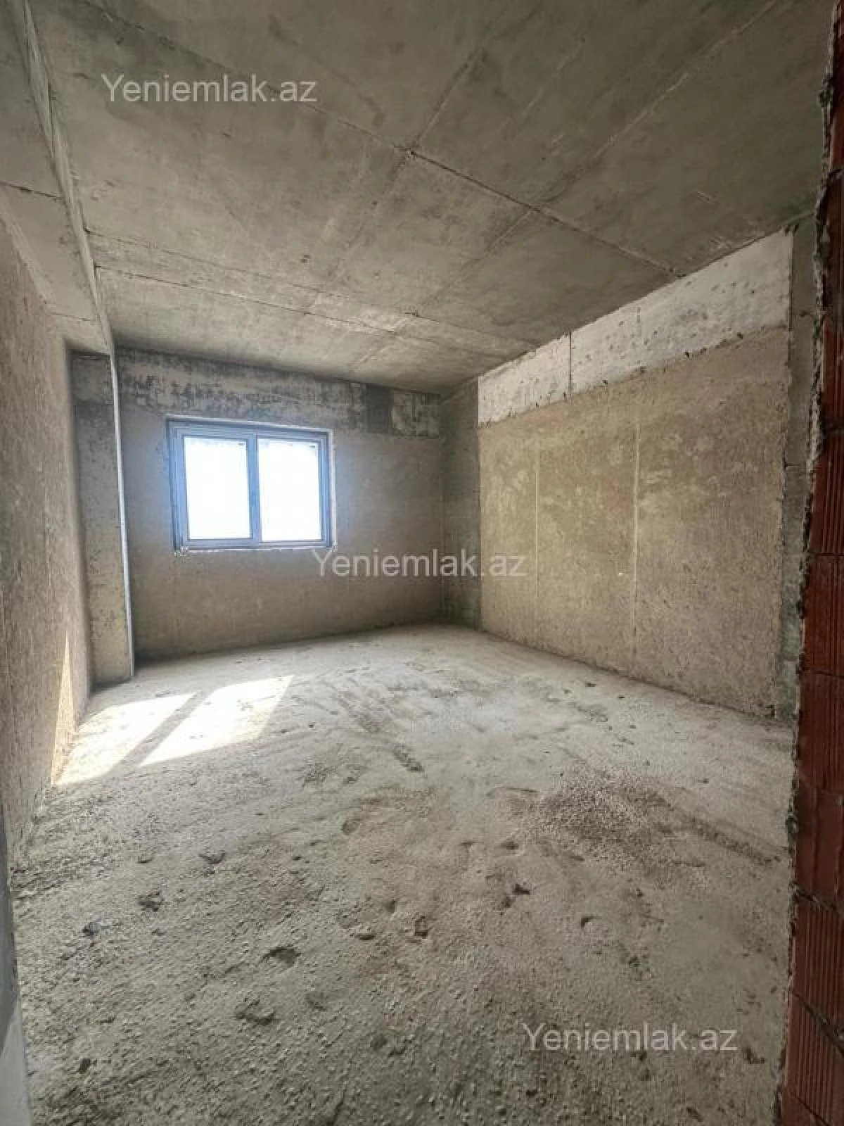 Satılır 3 otaqlı yeni tikili 120 m²