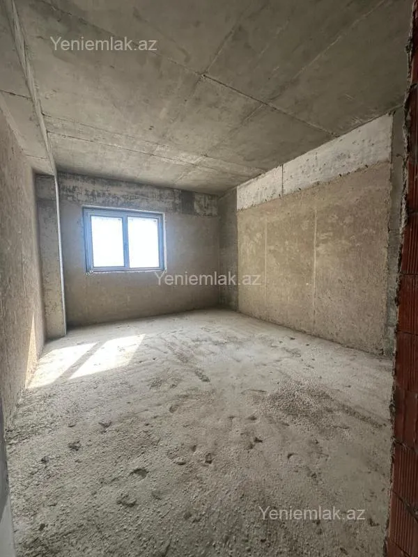 Satılır 3 otaqlı yeni tikili 120 m²