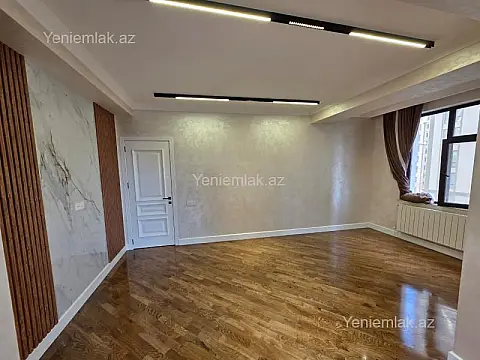 Satılır 3 otaqlı yeni tikili 105 m²