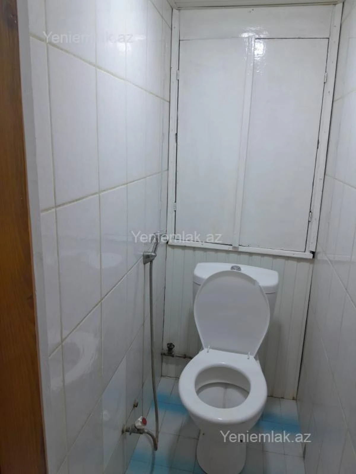 Satılır 2 otaqlı köhnə tikili 71 m²