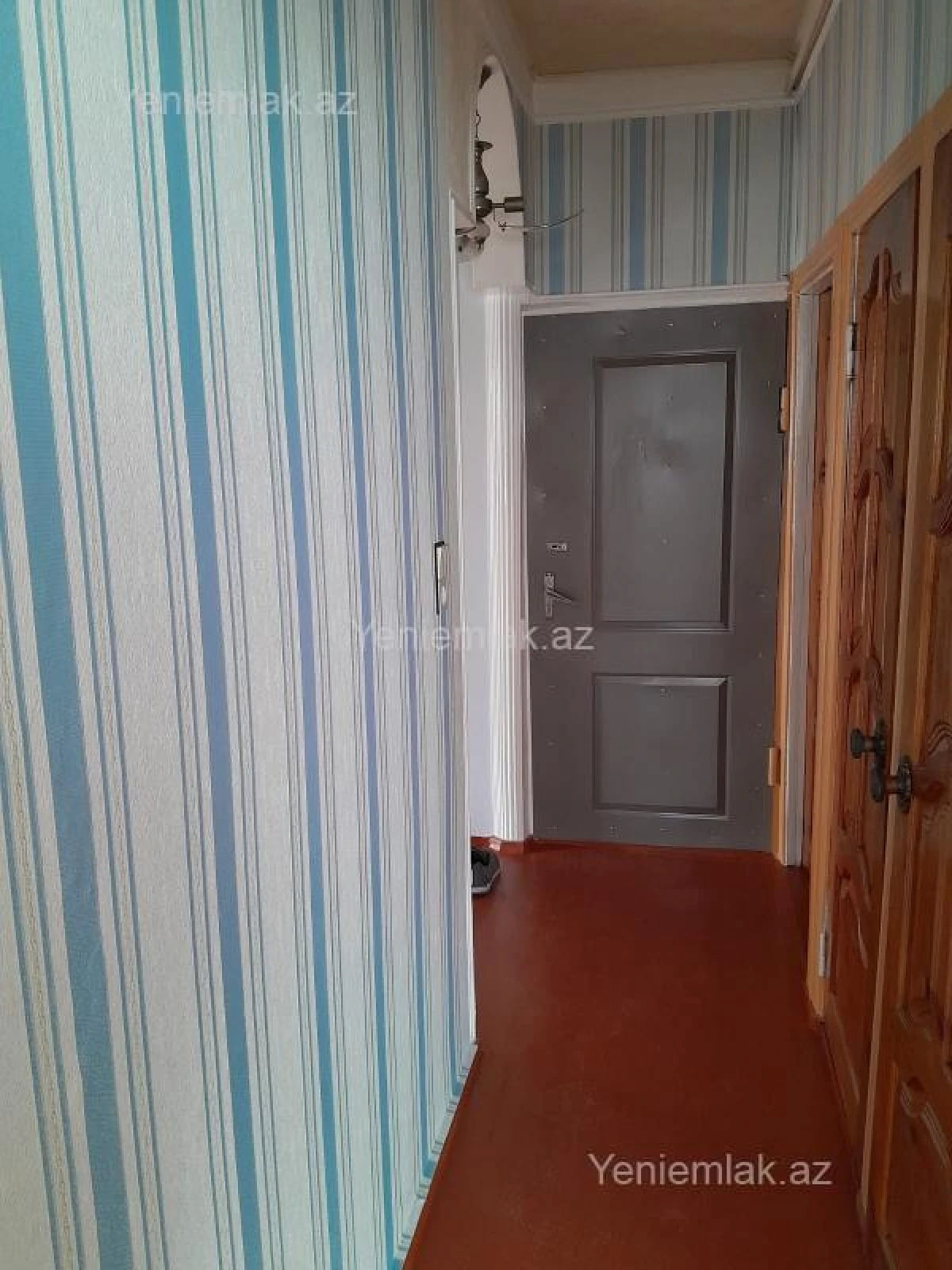 Satılır 2 otaqlı köhnə tikili 71 m²