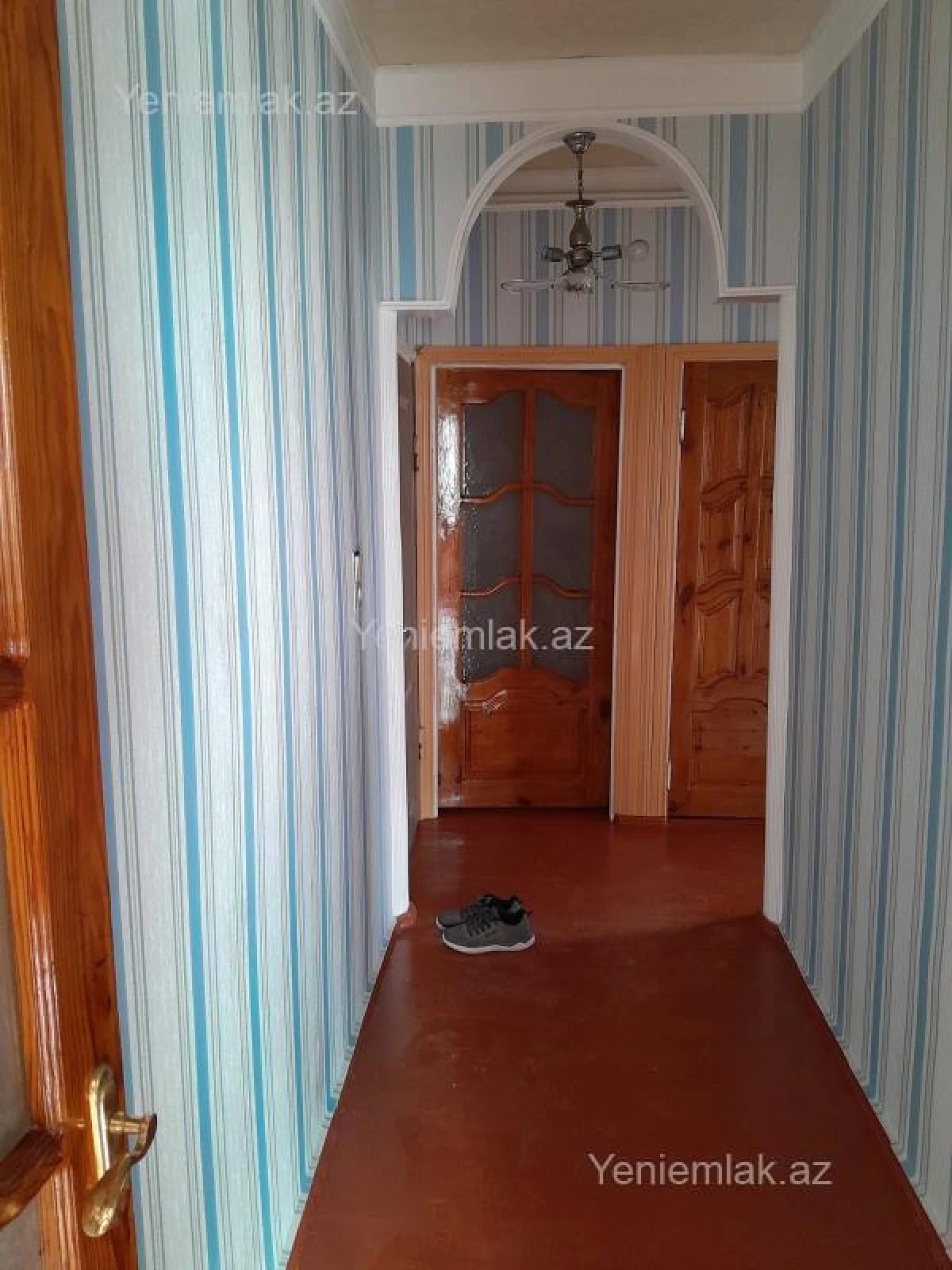 Satılır 2 otaqlı köhnə tikili 71 m²