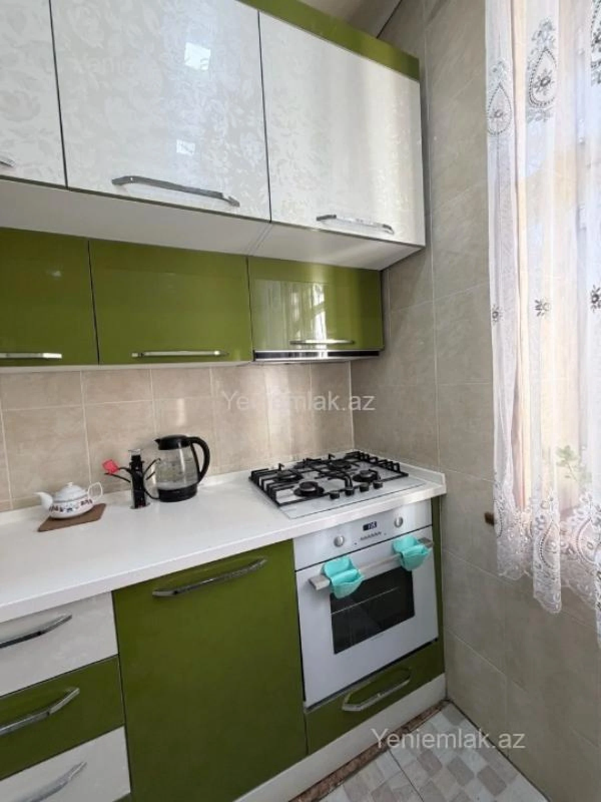 Satılır 3 otaqlı köhnə tikili 85 m²