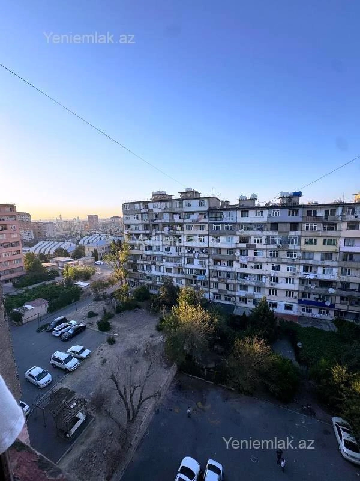 Satılır 2 otaqlı köhnə tikili 60 m²