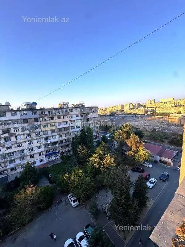 Satılır 2 otaqlı köhnə tikili 60 m²