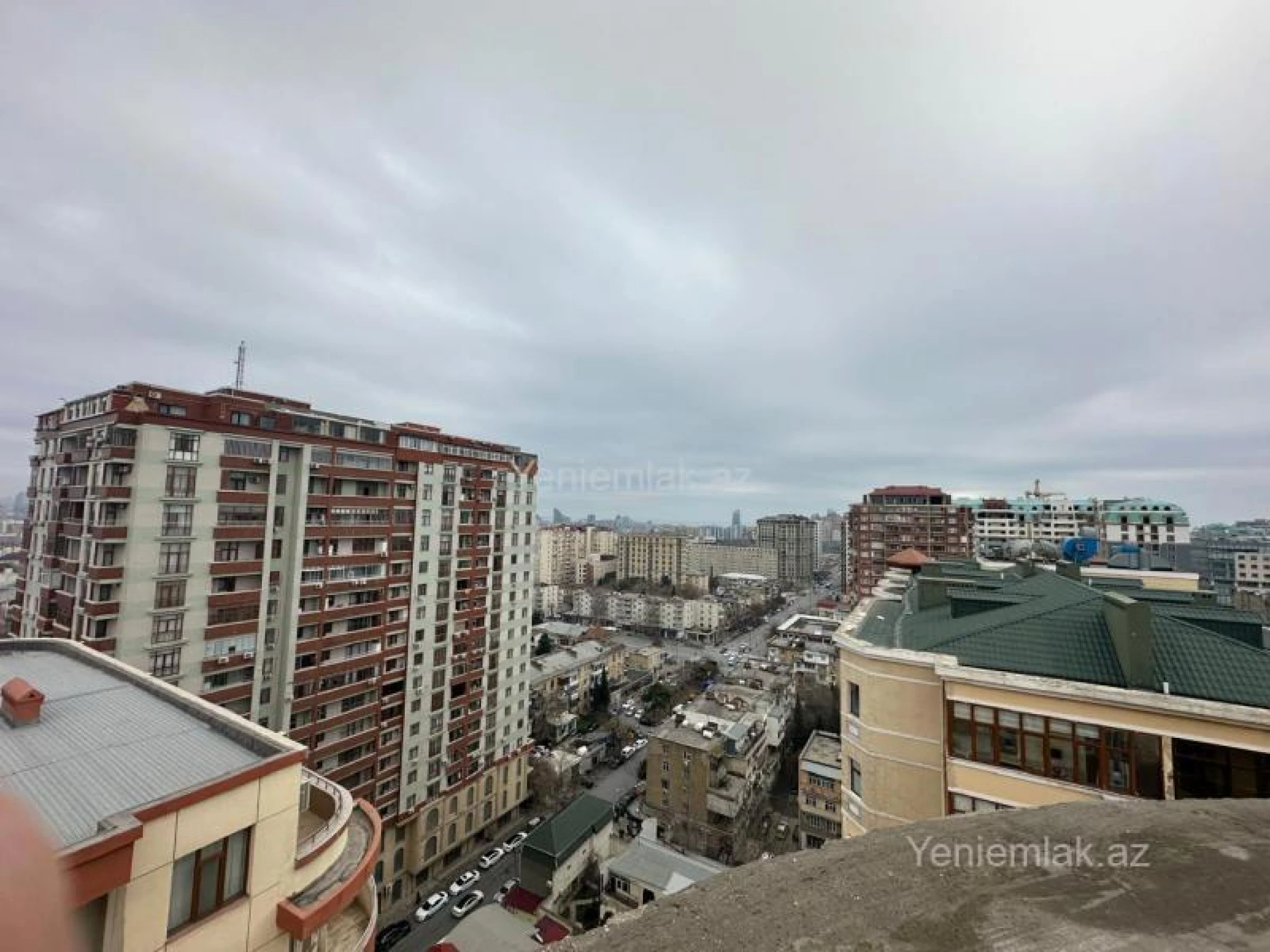 Satılır 6 otaqlı yeni tikili 510 m²