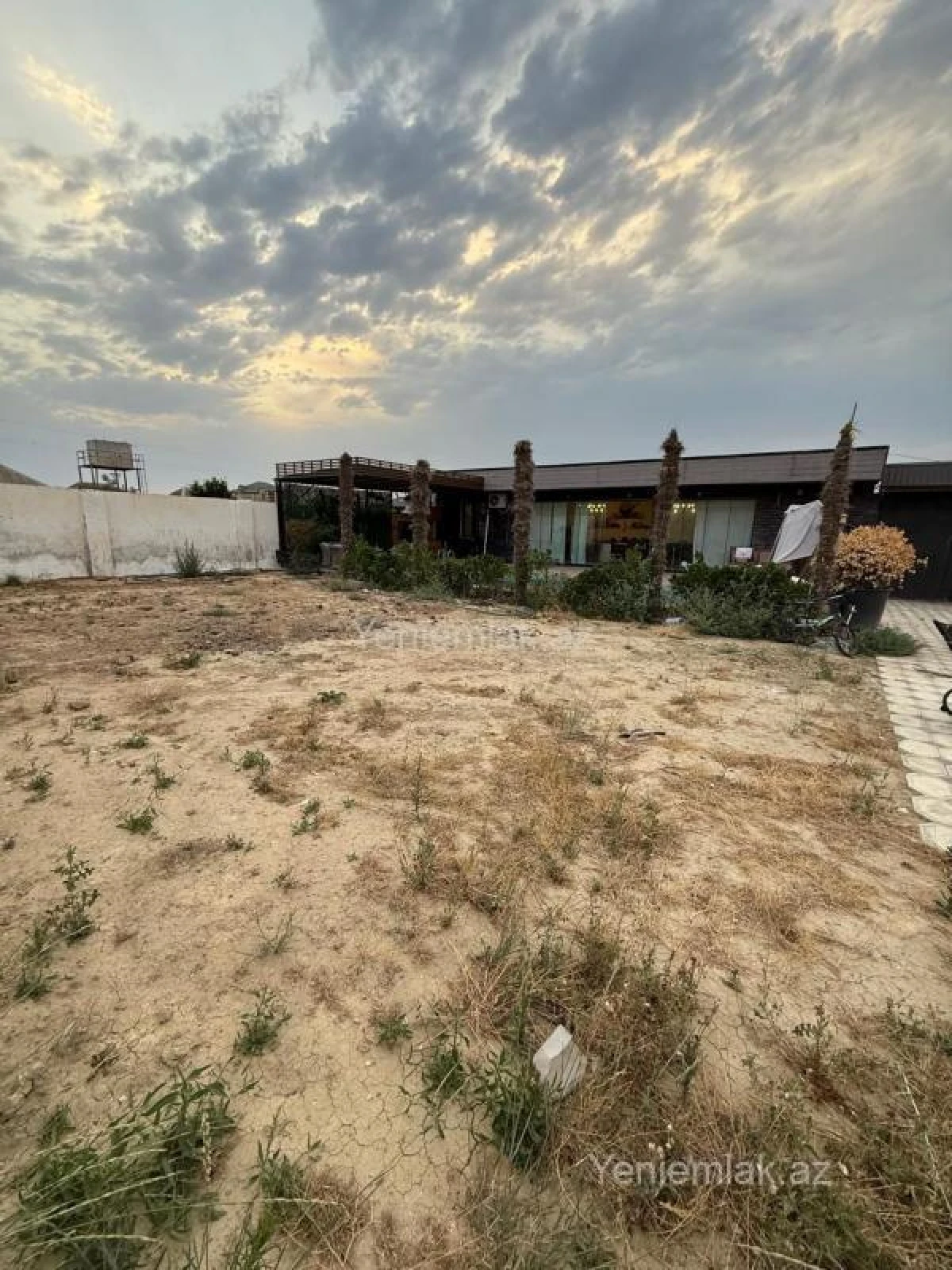 Satılır 2 otaqlı həyət evi 70 m²