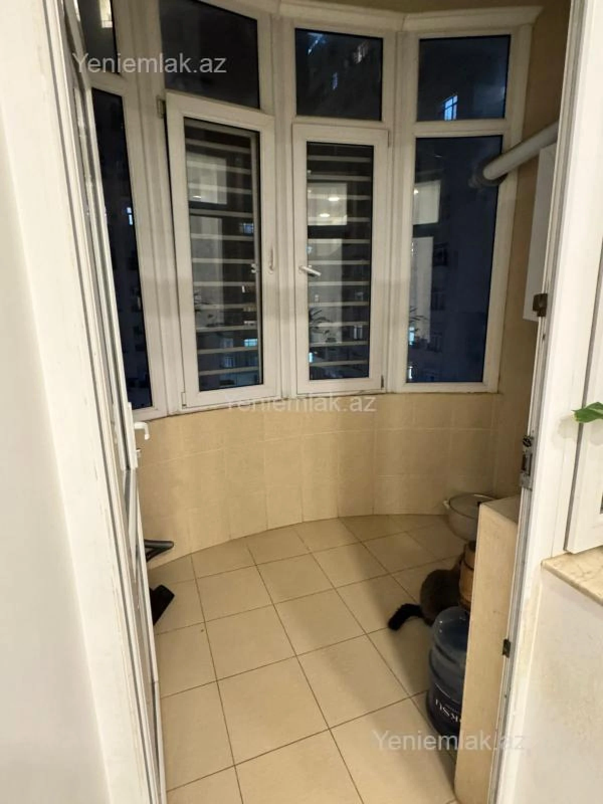 Satılır 3 otaqlı yeni tikili 145 m²