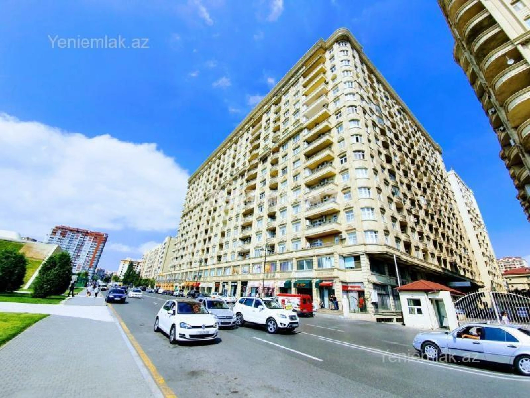 Satılır 3 otaqlı yeni tikili 145 m²