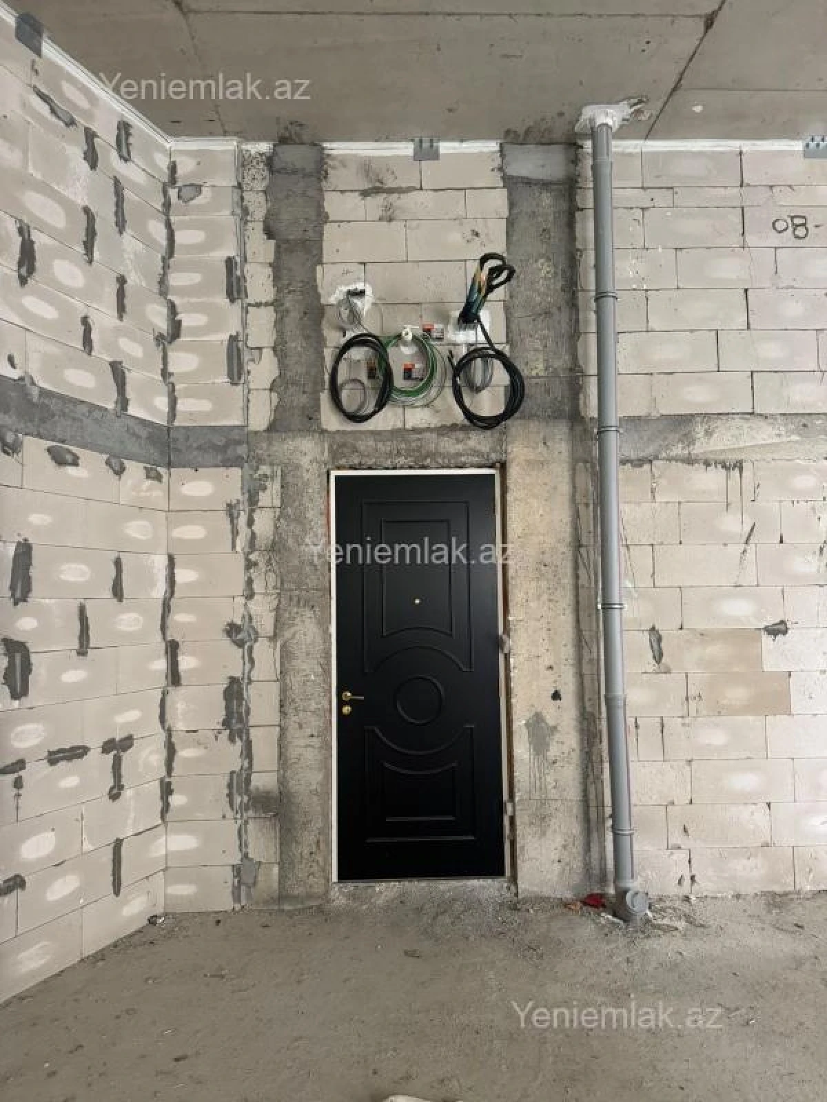 Satılır 2 otaqlı yeni tikili 60 m²