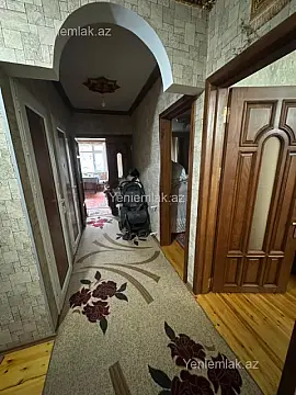 Satılır 3 otaqlı köhnə tikili 80 m²