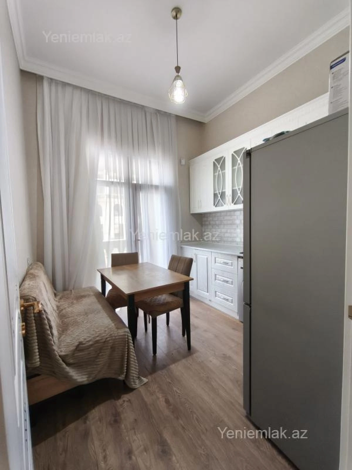 Satılır 3 otaqlı yeni tikili 82 m²