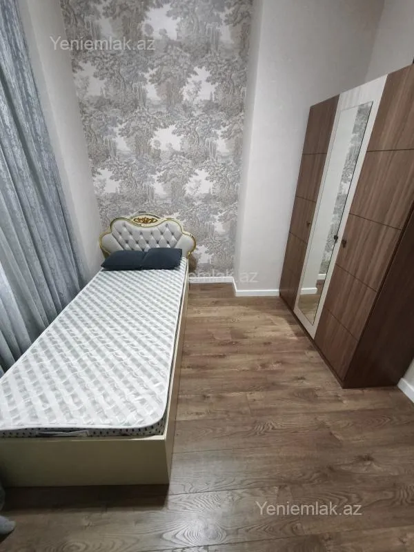 Satılır 3 otaqlı yeni tikili 82 m²