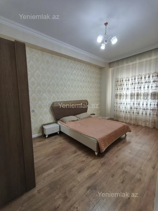 Satılır 3 otaqlı yeni tikili 82 m²