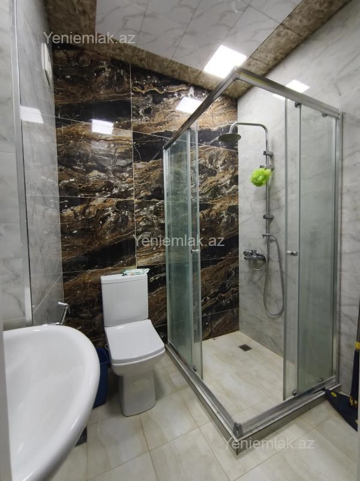 Satılır 3 otaqlı yeni tikili 82 m²