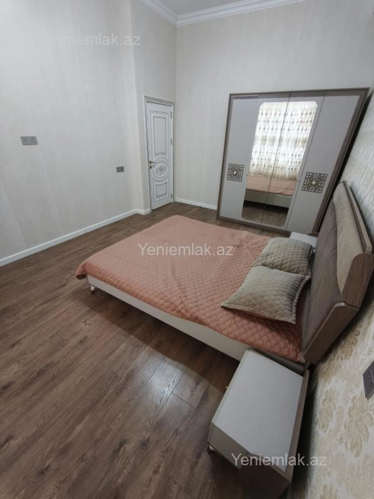 Satılır 3 otaqlı yeni tikili 82 m²