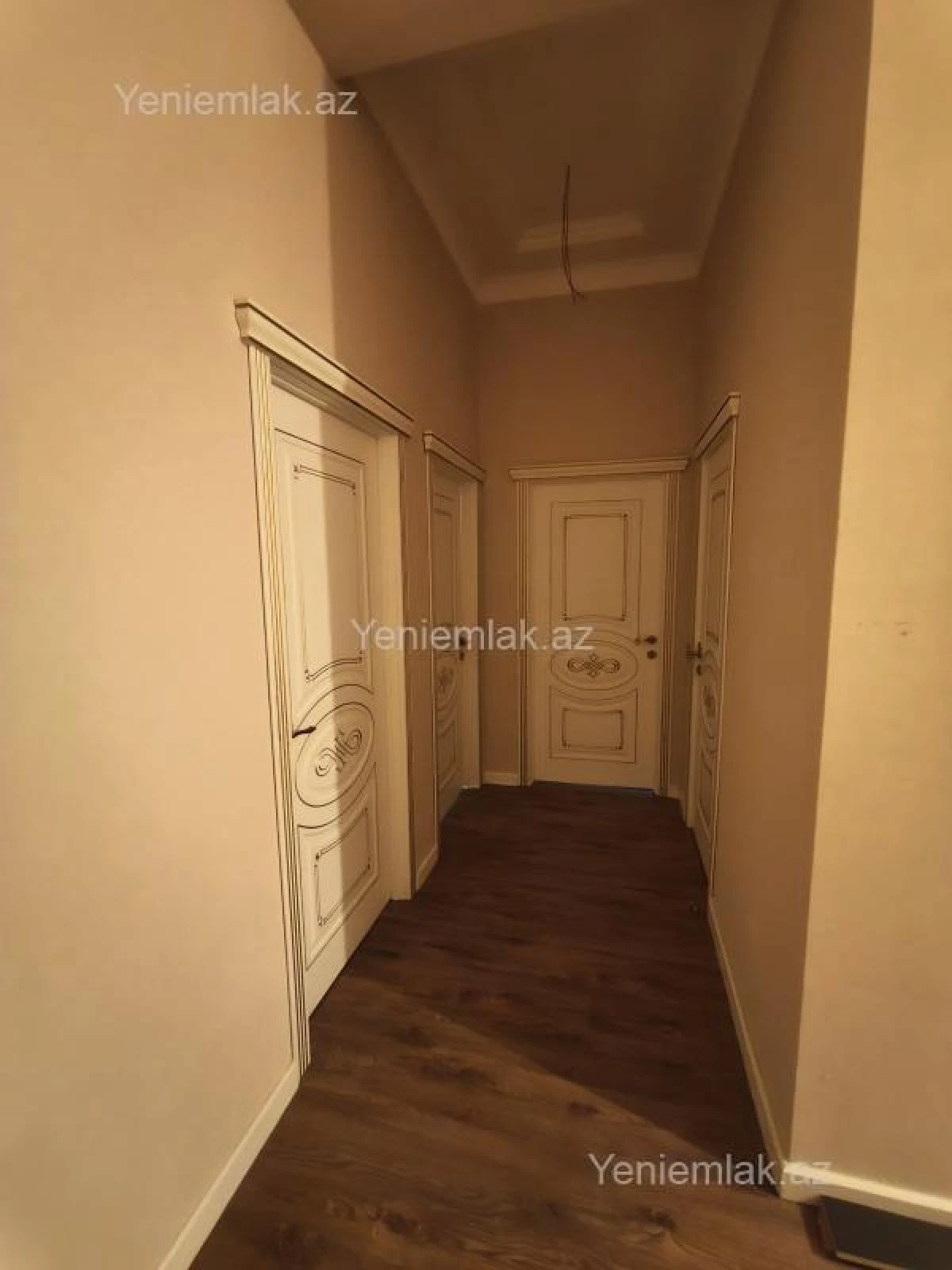 Satılır 3 otaqlı yeni tikili 82 m²