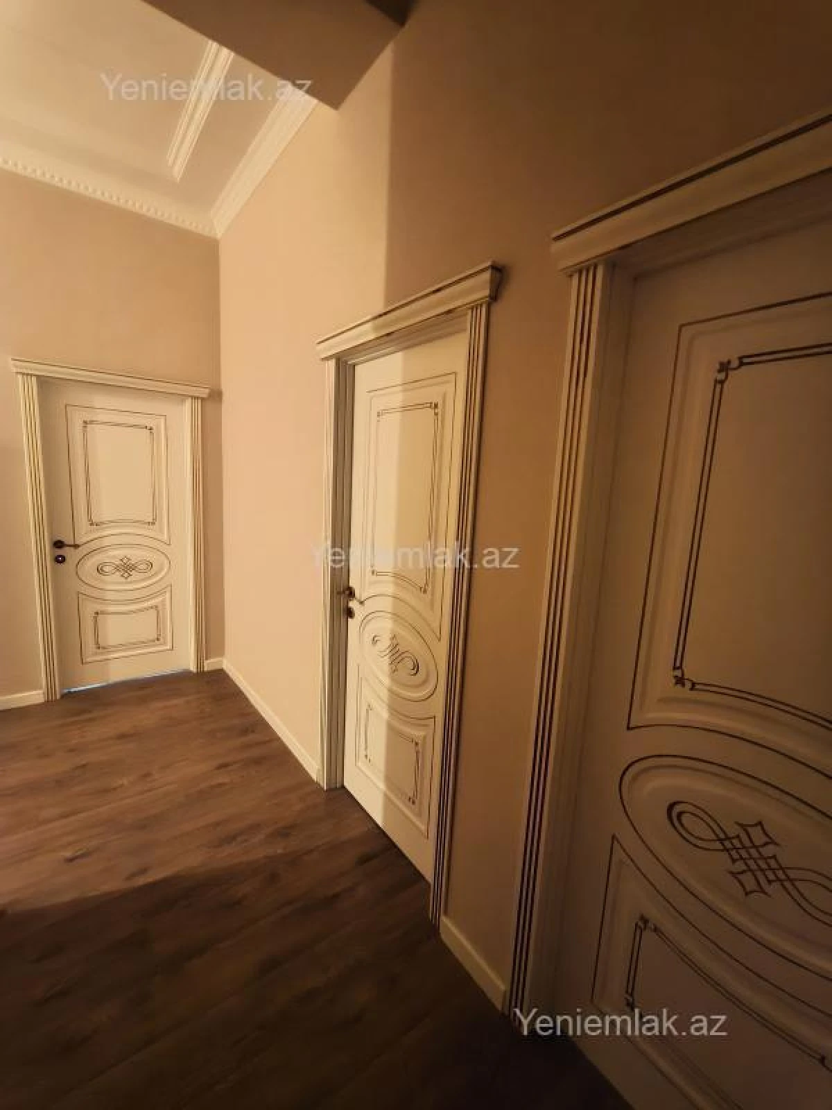 Satılır 3 otaqlı yeni tikili 82 m²