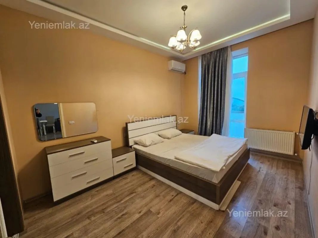 Satılır 3 otaqlı köhnə tikili 85 m²