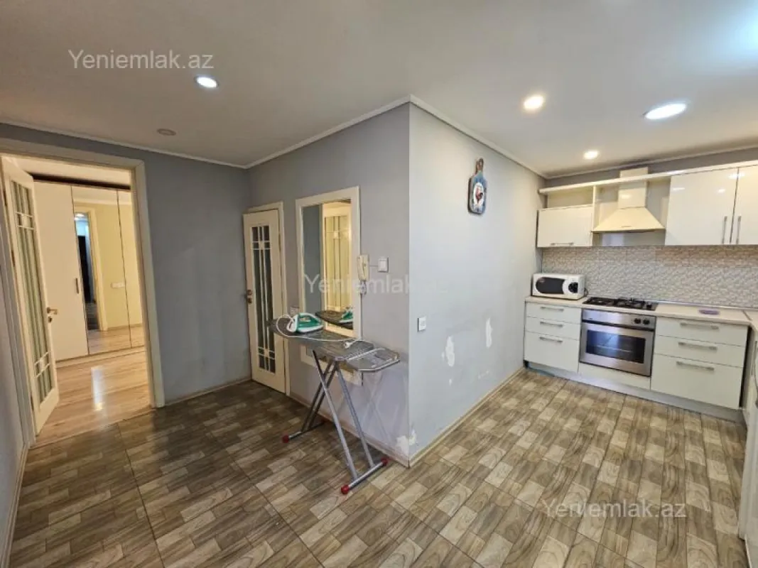 Satılır 3 otaqlı köhnə tikili 85 m²