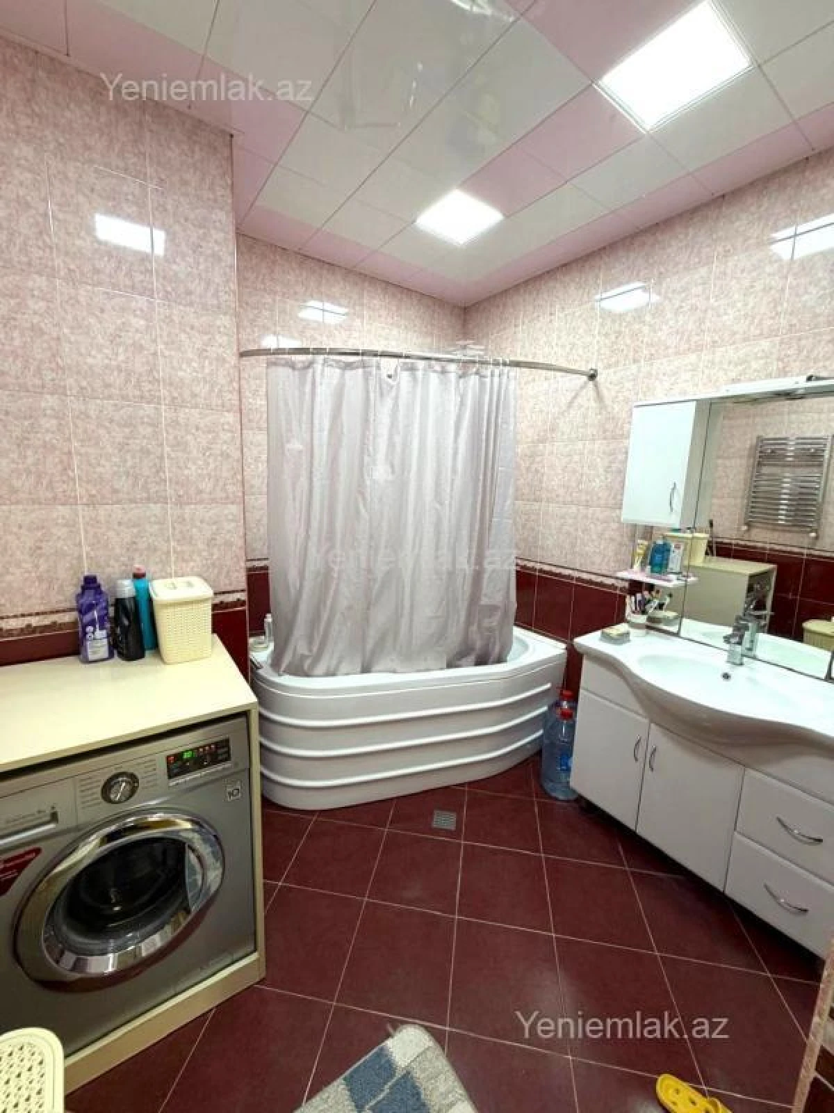 Satılır 3 otaqlı yeni tikili 140 m²