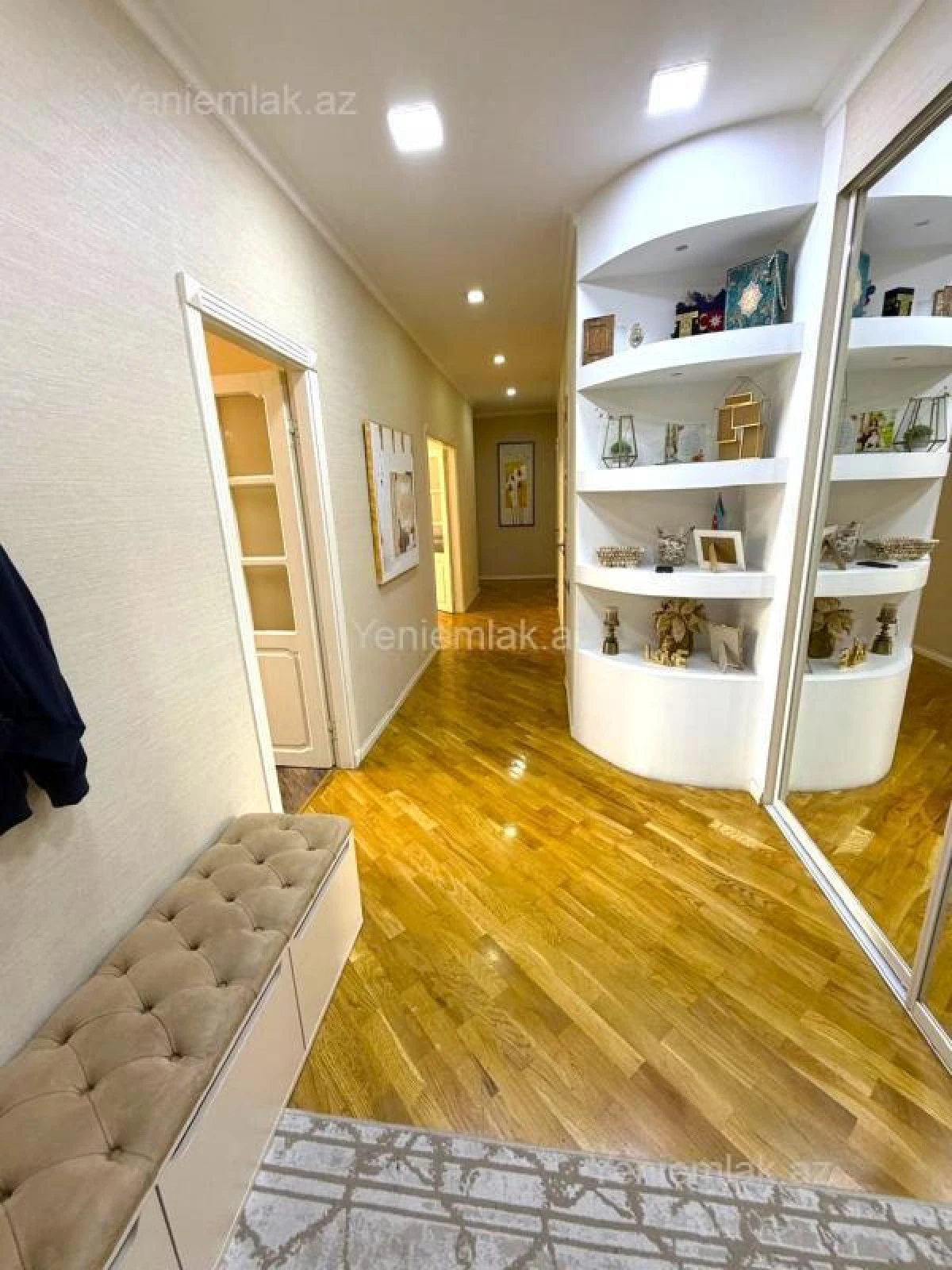 Satılır 3 otaqlı yeni tikili 140 m²